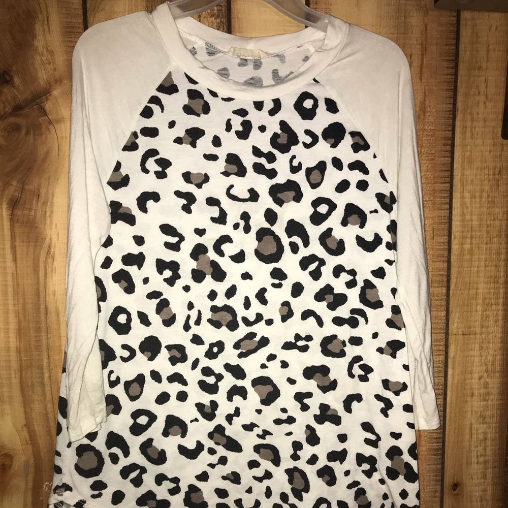 Leopard print top